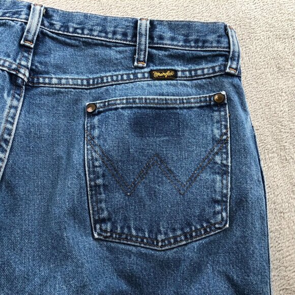 Wrangler Men's Blue Denim Jeans 38x32 Vintage American Made - Picture 9 of 13